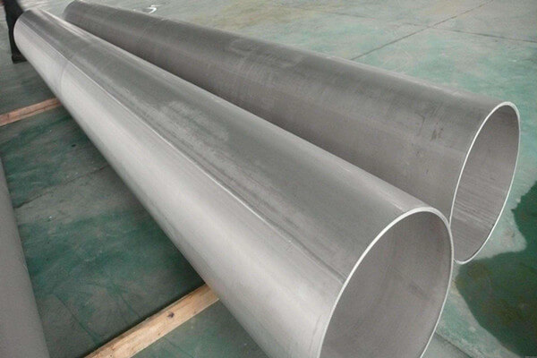 Welded pipes