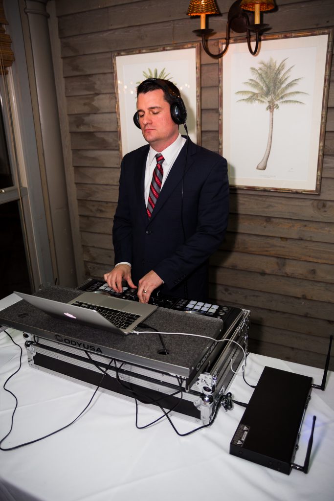 Travis Ziebro djing