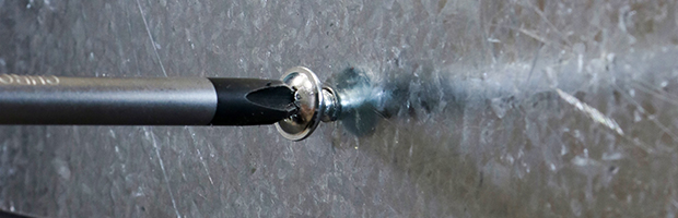 Drilling self-tapping screw on a metal