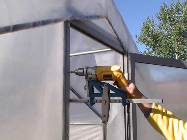 Drilling self-tapping screws
