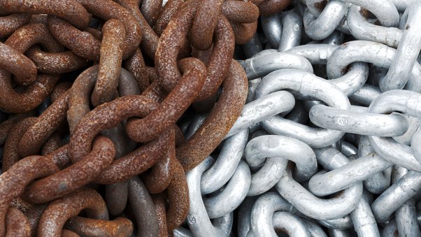 chain rusted iron