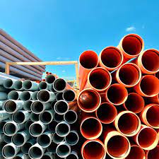PVC pipes in two different sizes and color