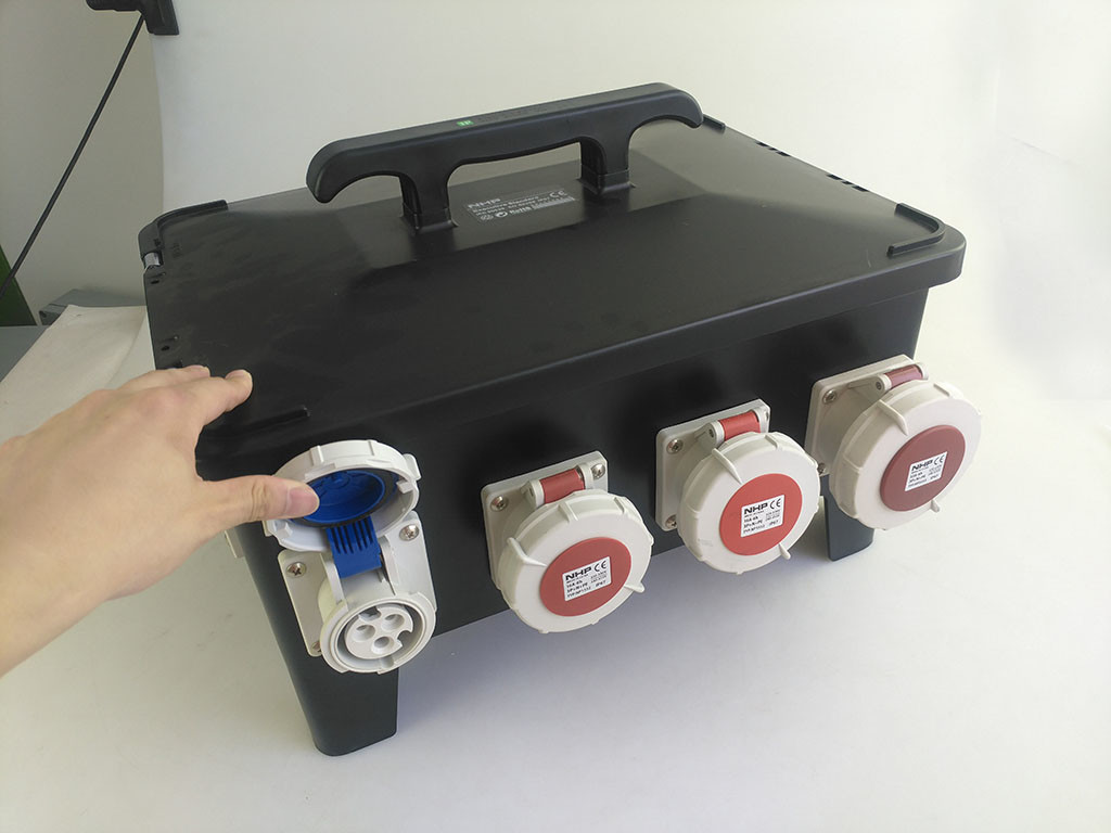 IP66 Rainproof Industrial Socket Distribution Box